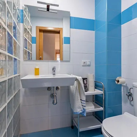 Lägenhet San Vicente Apartamento, 5 Pax, Centro Historico *